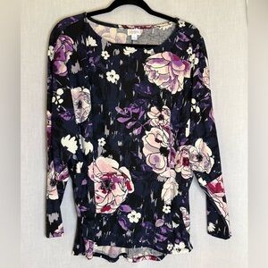 LuLaRoe Artistic Floral Top with Black and Cream
